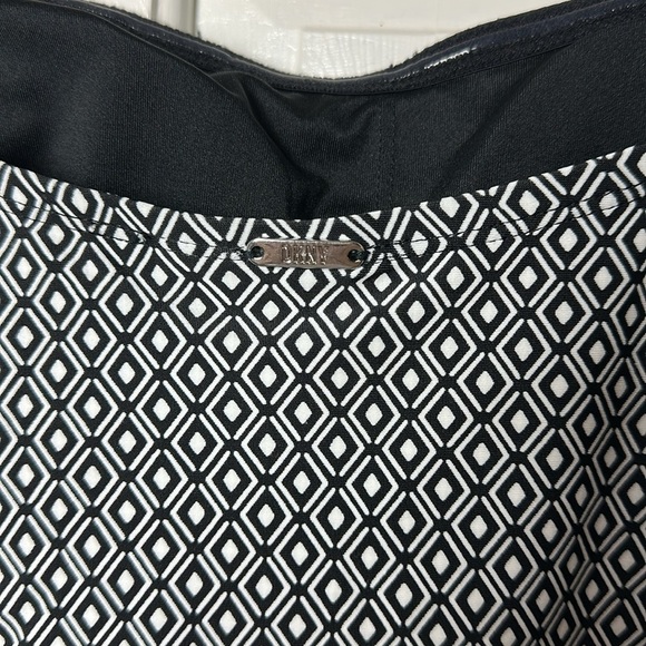 DKNY Black and White One Piece Swimsuit size medium - Picture 6 of 9